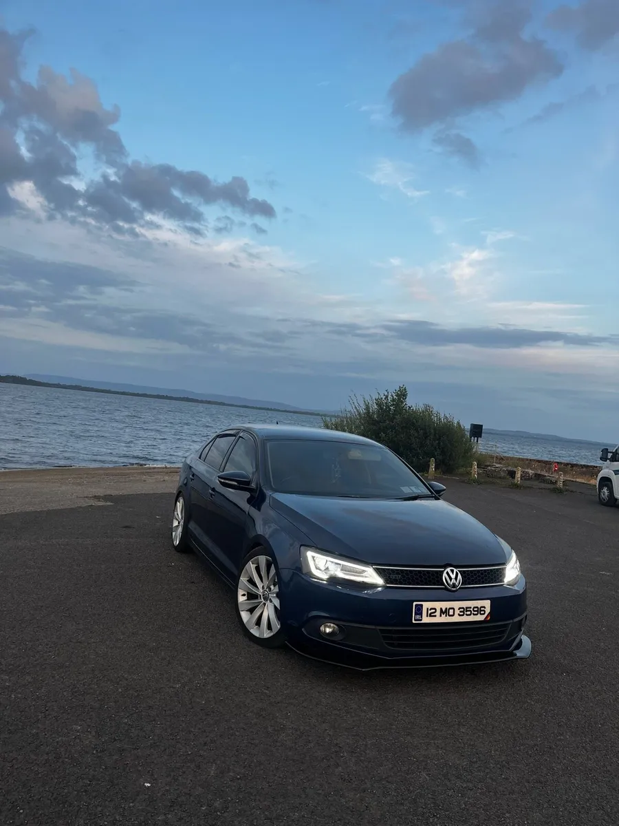 Volkswagen mk6 Jetta 2012 - Image 2
