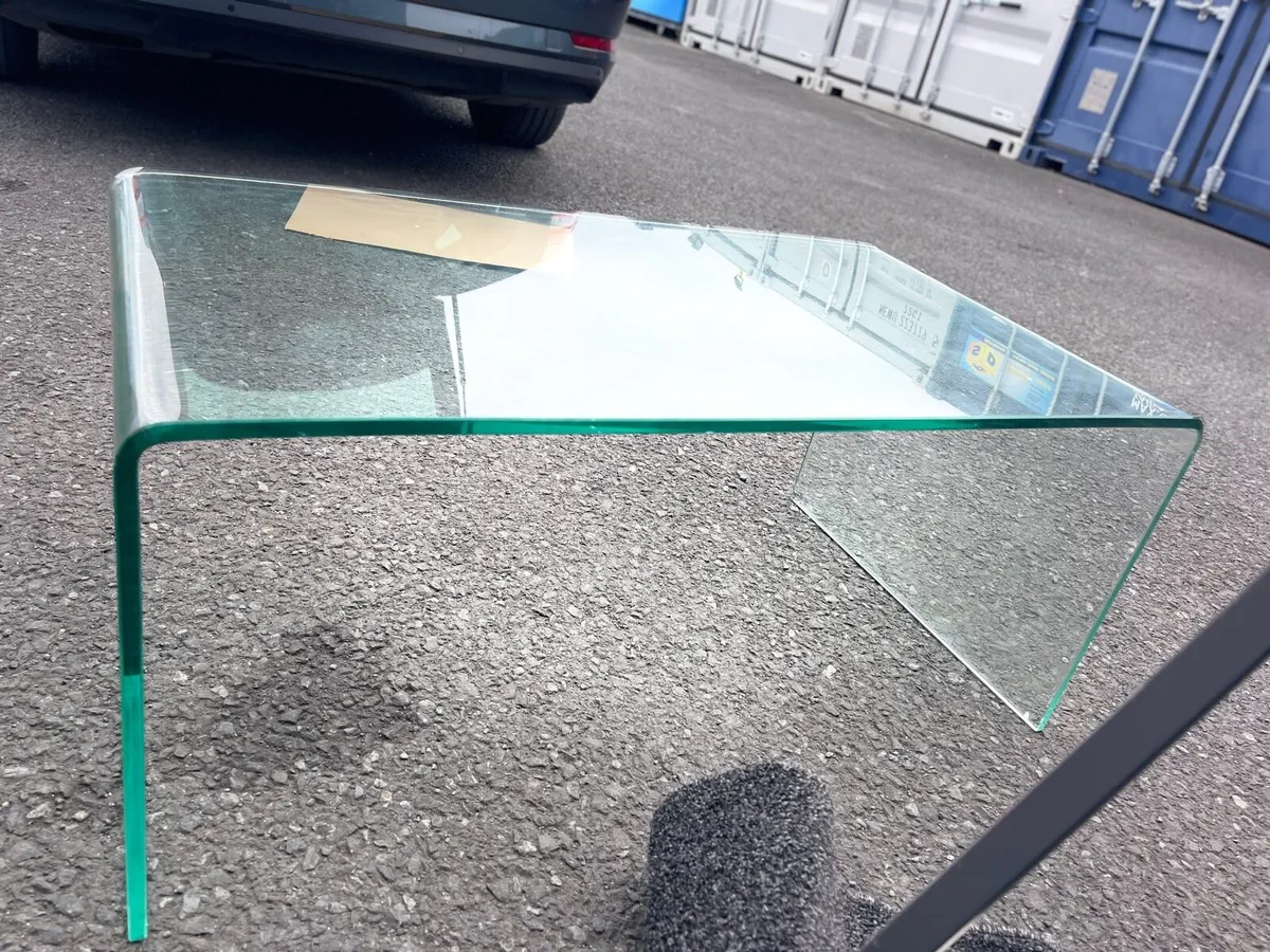 Glass table - Image 3