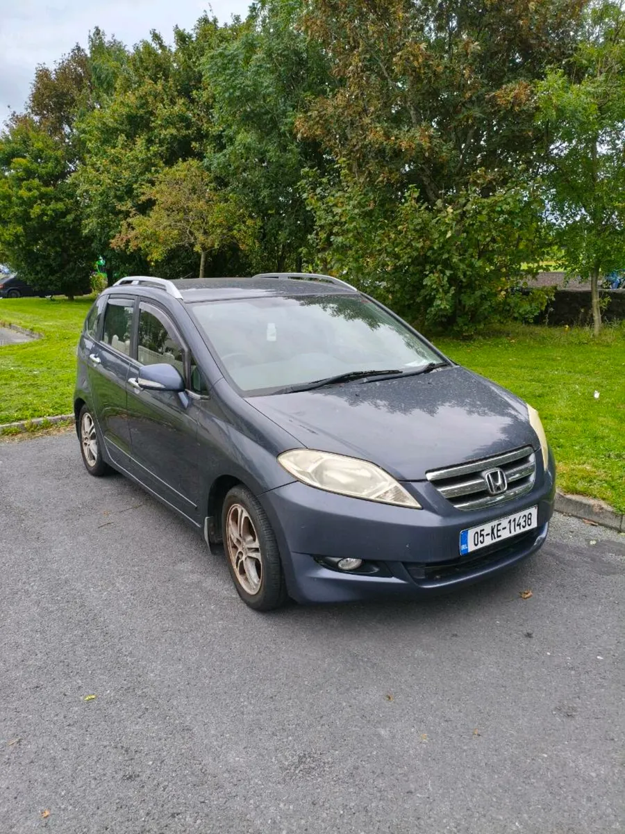 2005 Honda FRV 6 Seater - Image 1