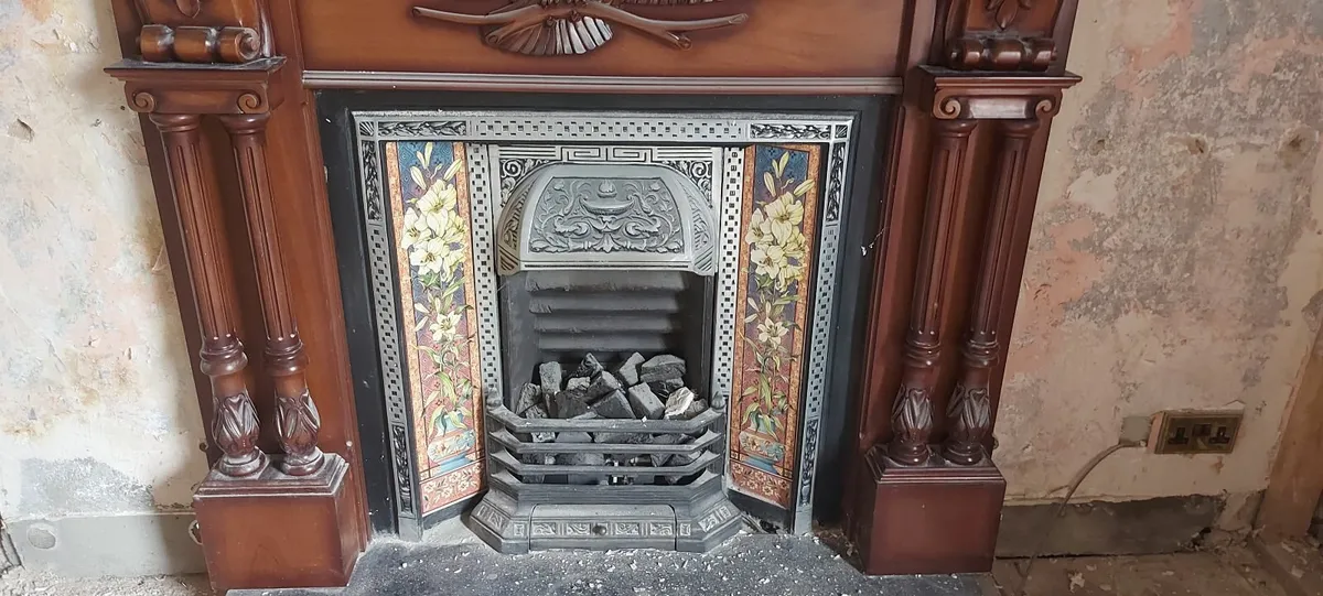 Fireplace with Hearth - gas part optional - Image 3