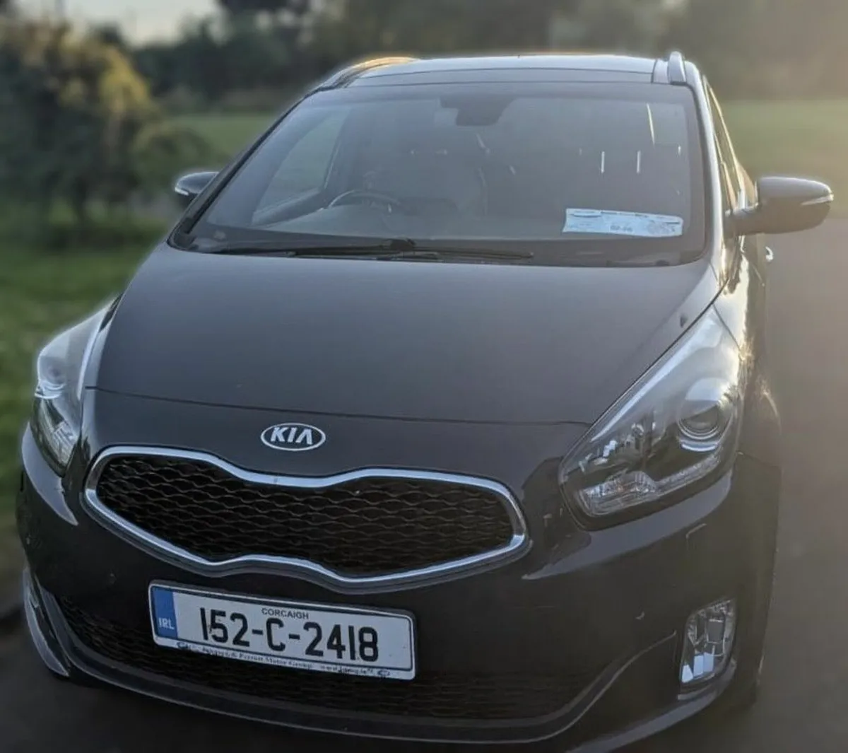 2015 KIA Carens Platinum PE Full Leather 7 seats - Image 1