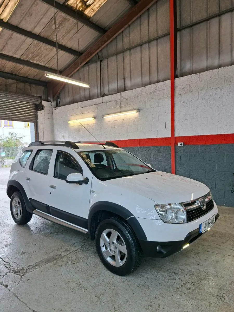 Dacia duster 1.5 diesel 6speed manual - Image 1