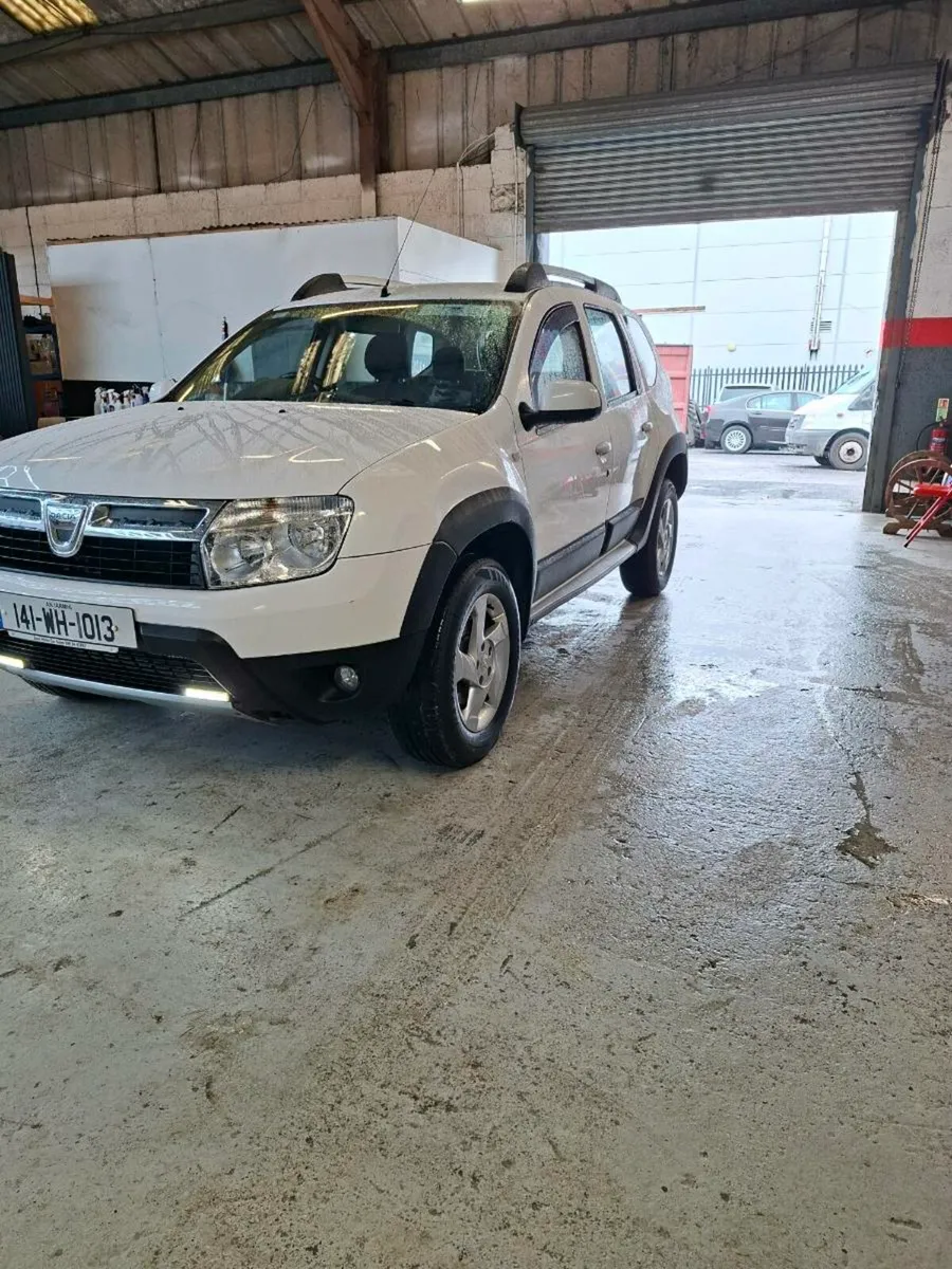 Dacia duster 1.5 diesel 6speed manual - Image 3