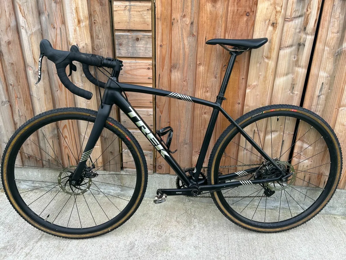 Trek Crockett 4 Disc Cyclocross Bike - Image 3
