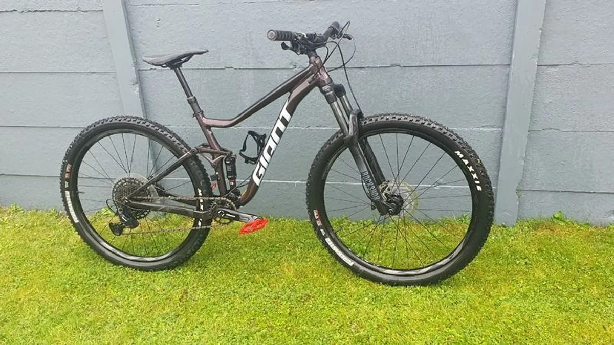 Giant stance - Image 4
