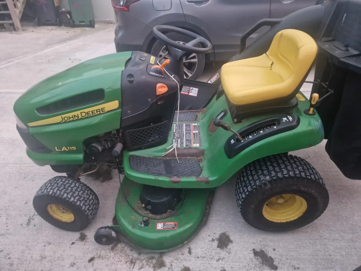 Ride on lawnmower - Image 4