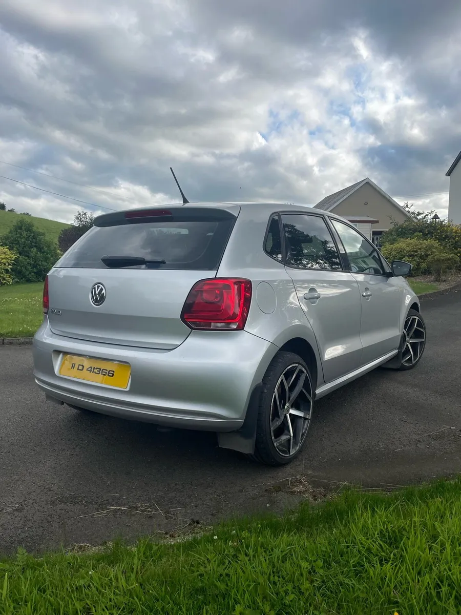 Volkswagen Polo 2011 - Image 3