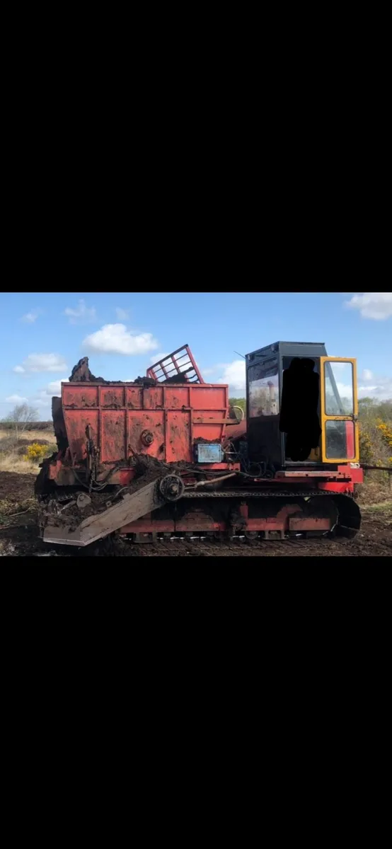 WANTED Self Propelled Turf Hopper - Image 2