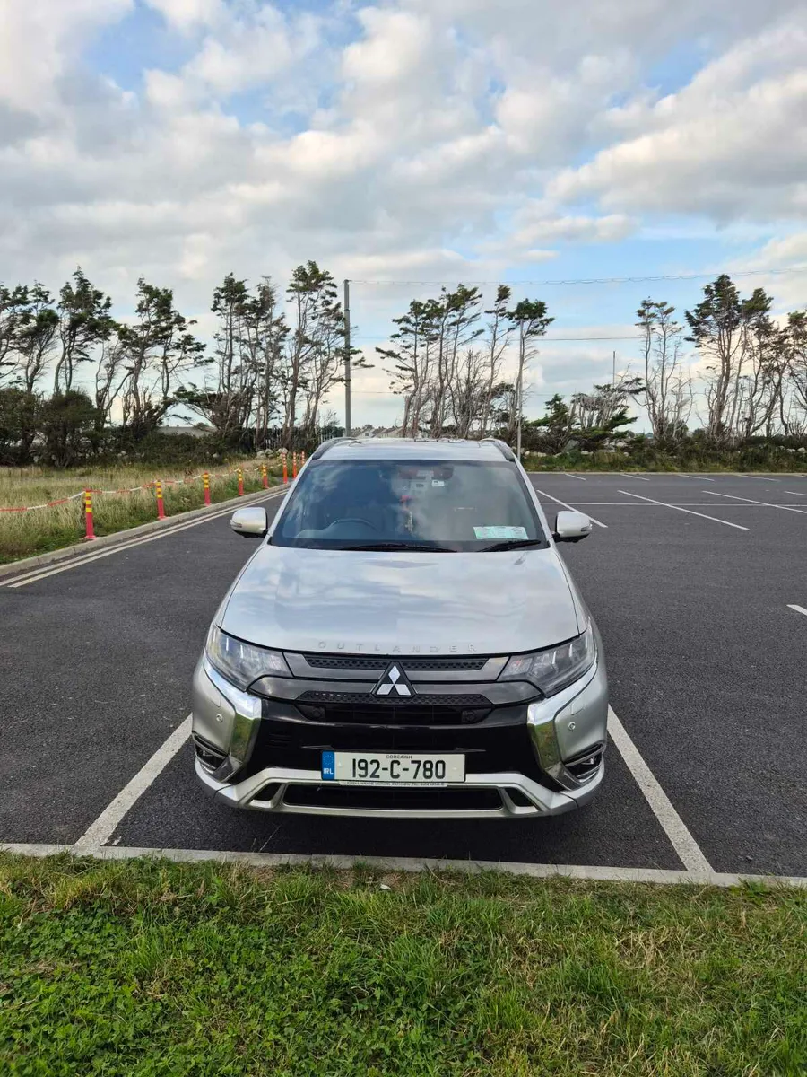 Mitsubishi Outlander - Image 3