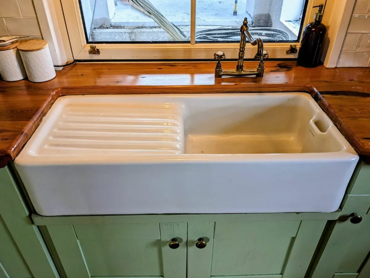 Belfast sink with draining board - Image 1