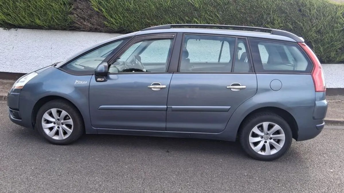 2010 Citroen C4 - Image 1