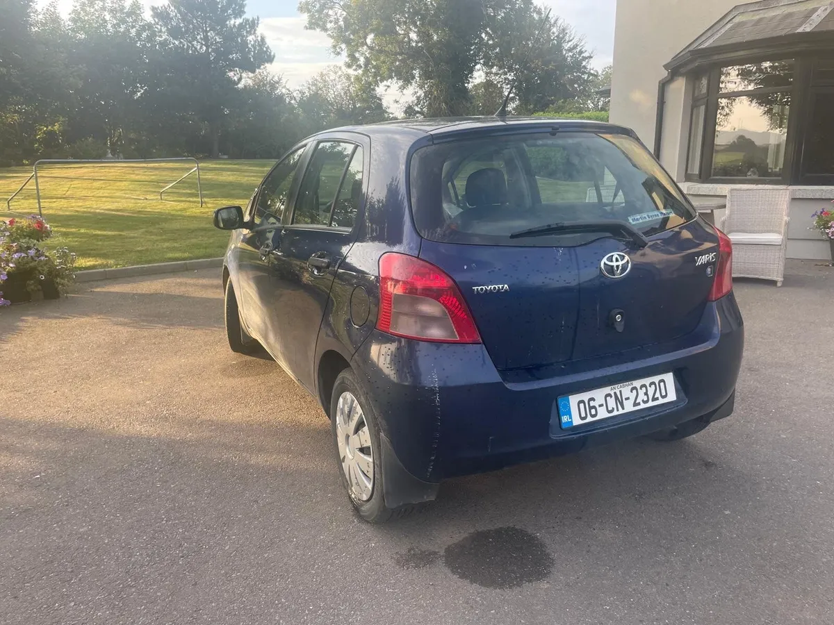 Toyota Yaris 2006 - Image 4