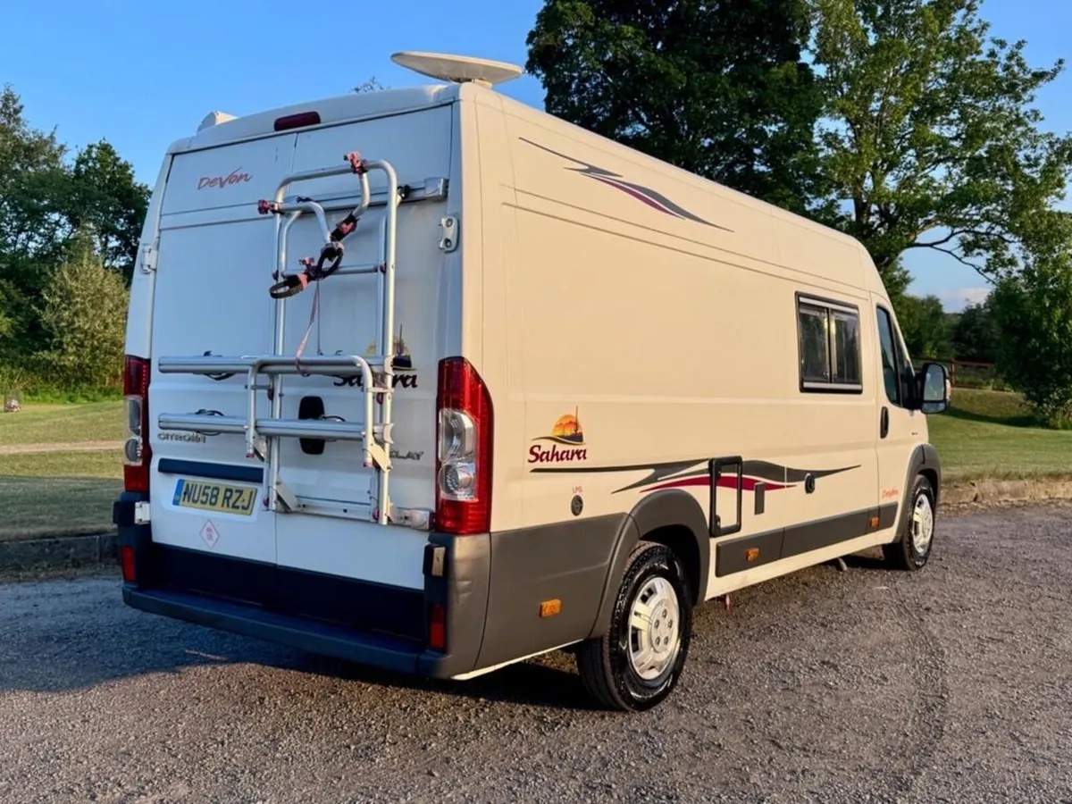 2008 3 berth camper - Image 1