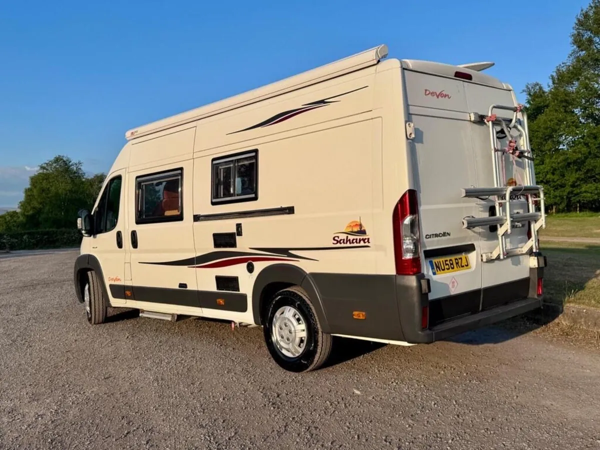 2008 3 berth camper - Image 2