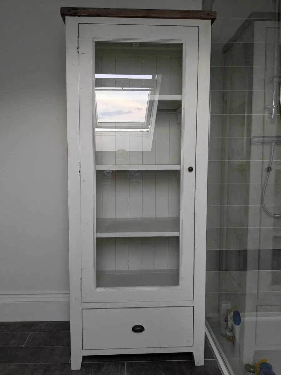 Display Cabinet - Image 1