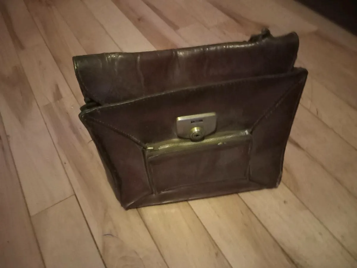 vintage leather cheney bag - Image 2