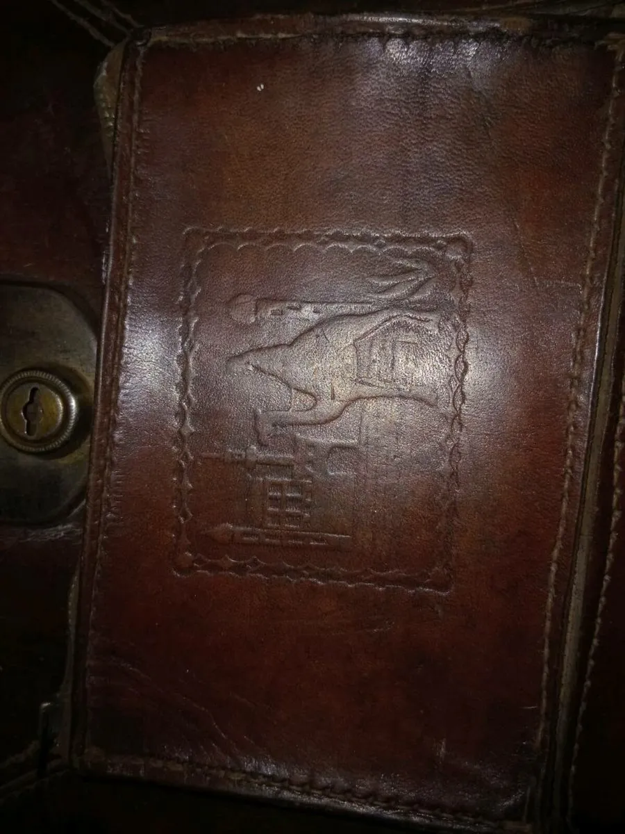 vintage leather cheney bag - Image 4