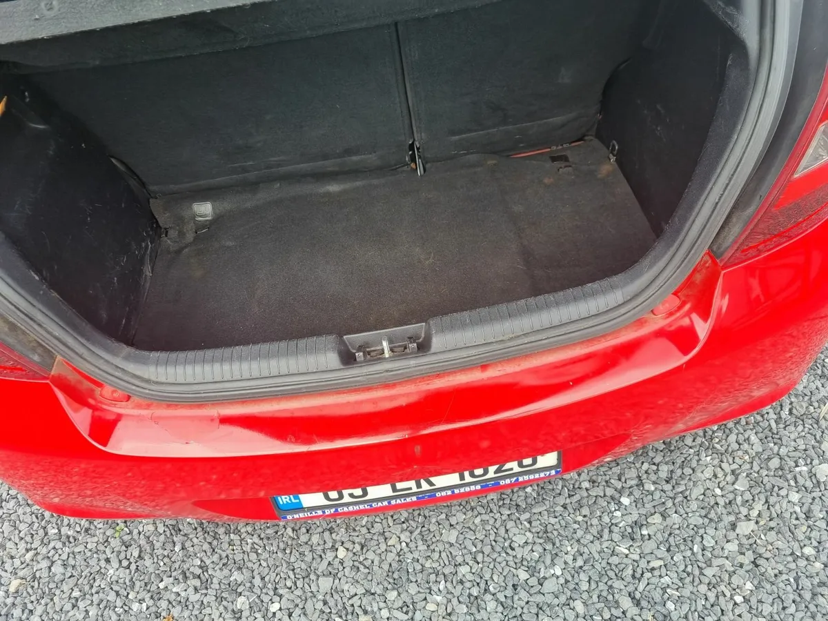 Hyundai i20 2009 - Image 3
