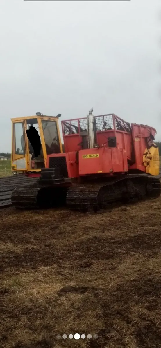 WANTED Self Propelled Turf Hopper - Image 1