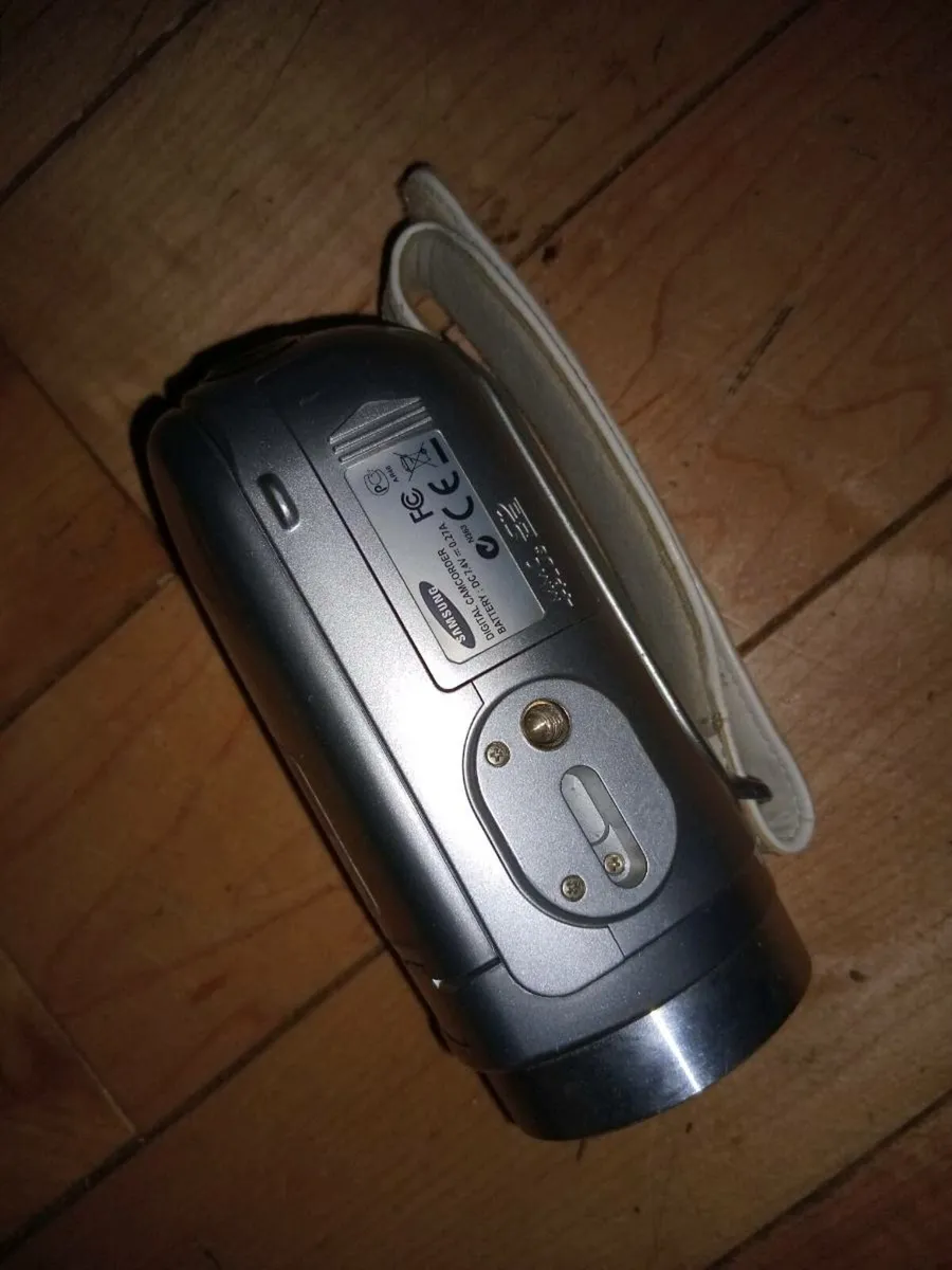 samsung digital camcorder - Image 3