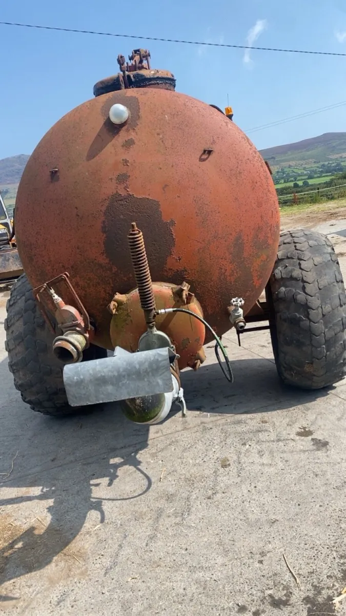 Slurry tanker - Image 3