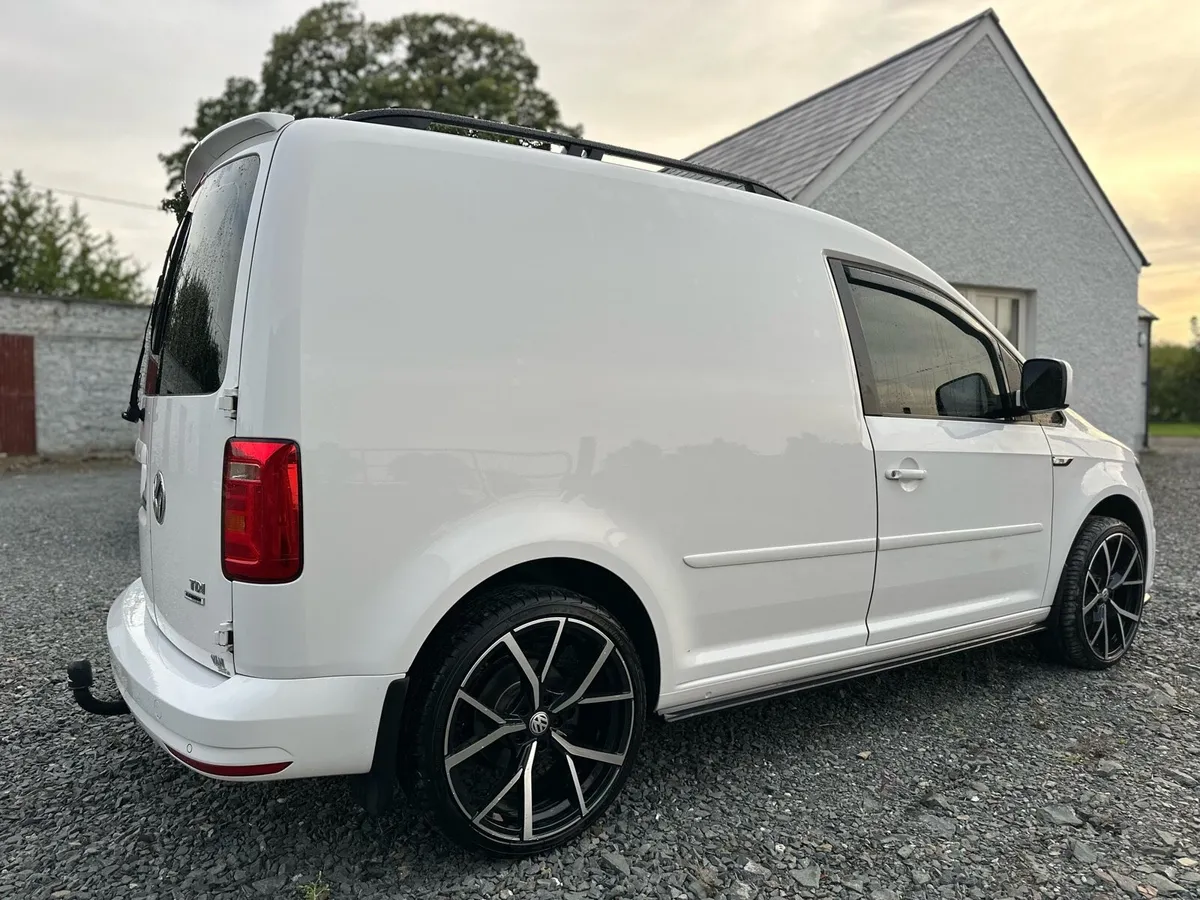 Volkswagen caddy - Image 2
