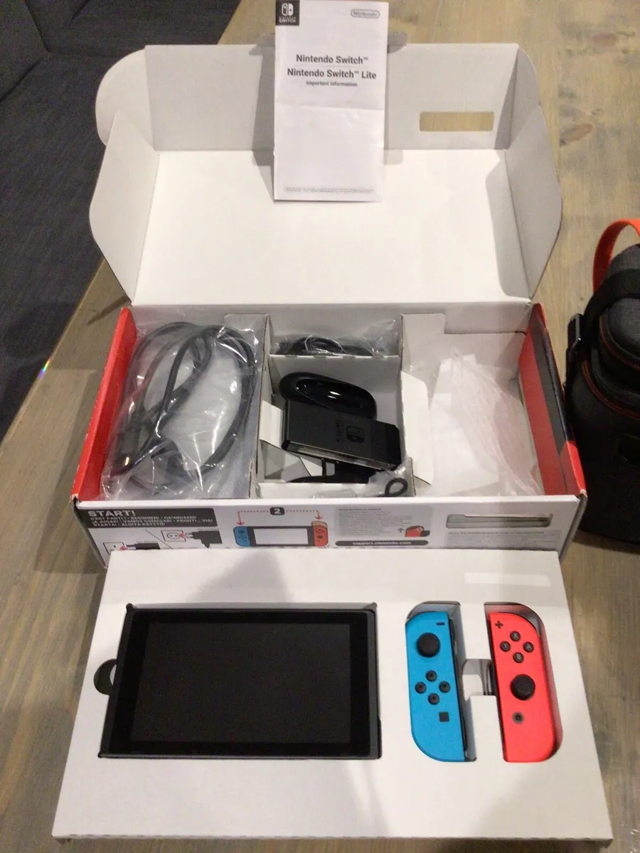 Nintendo switch - Image 2