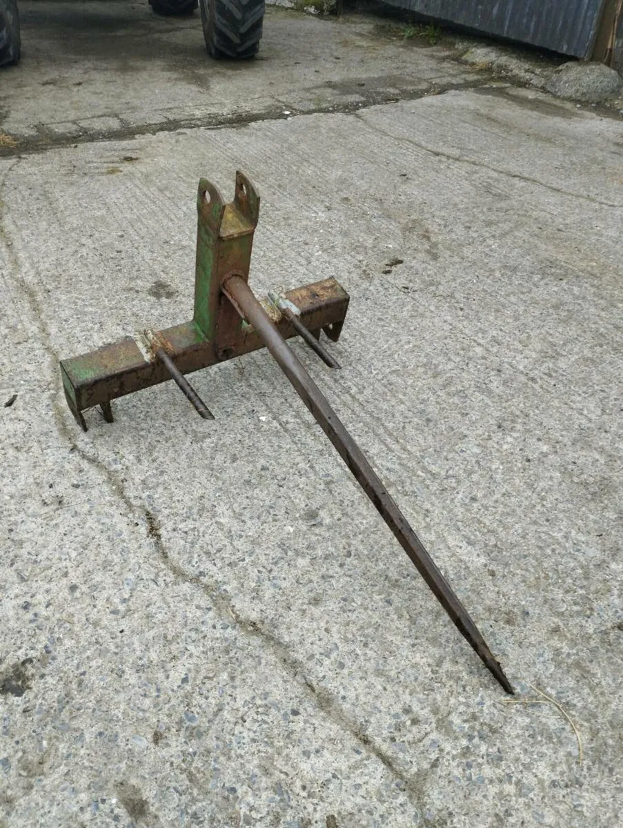 Bale spike - Image 2