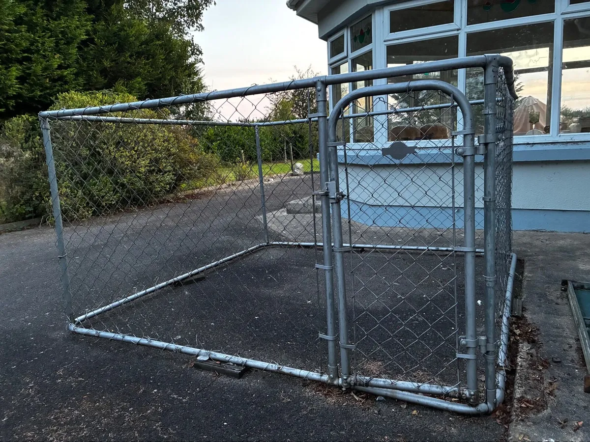 Dog pen - Image 3