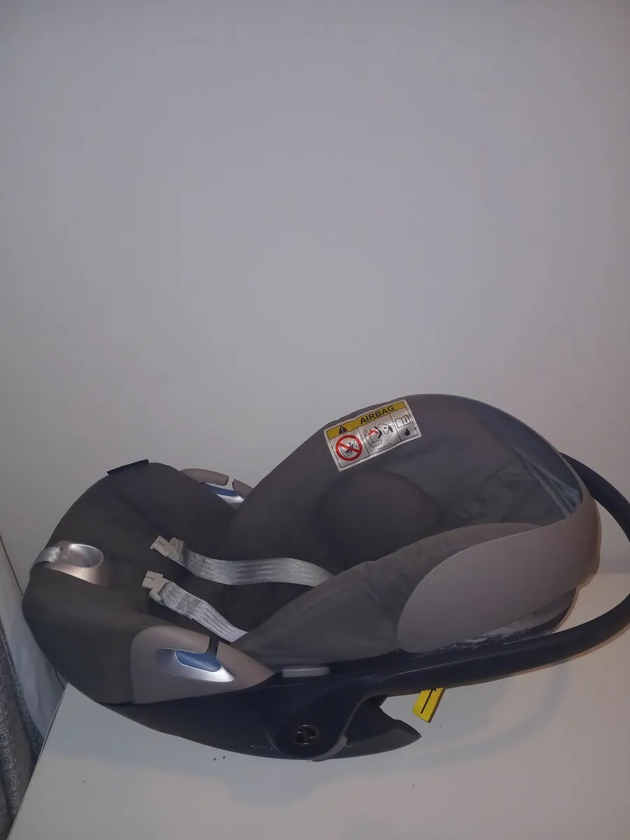 Cybex Cloud Z i-Size Baby Car Seat - Image 3