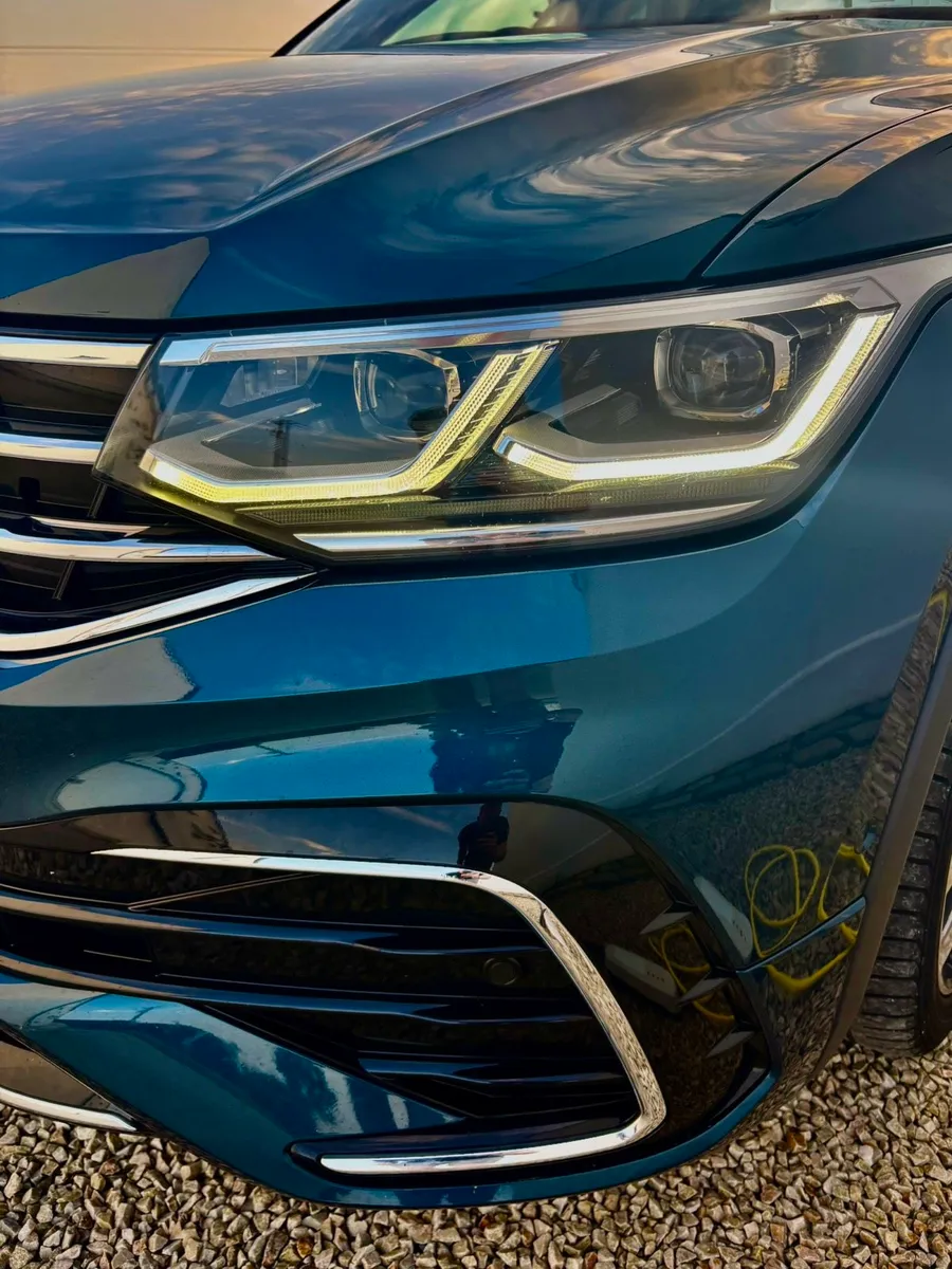 Volkswagen Tiguan R-Line 1.4 245HP Hybrid Plug-In - Image 4