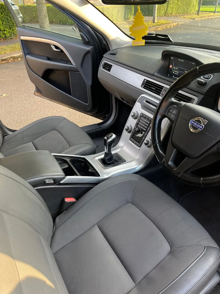 Volvo V70 2014 - Image 4