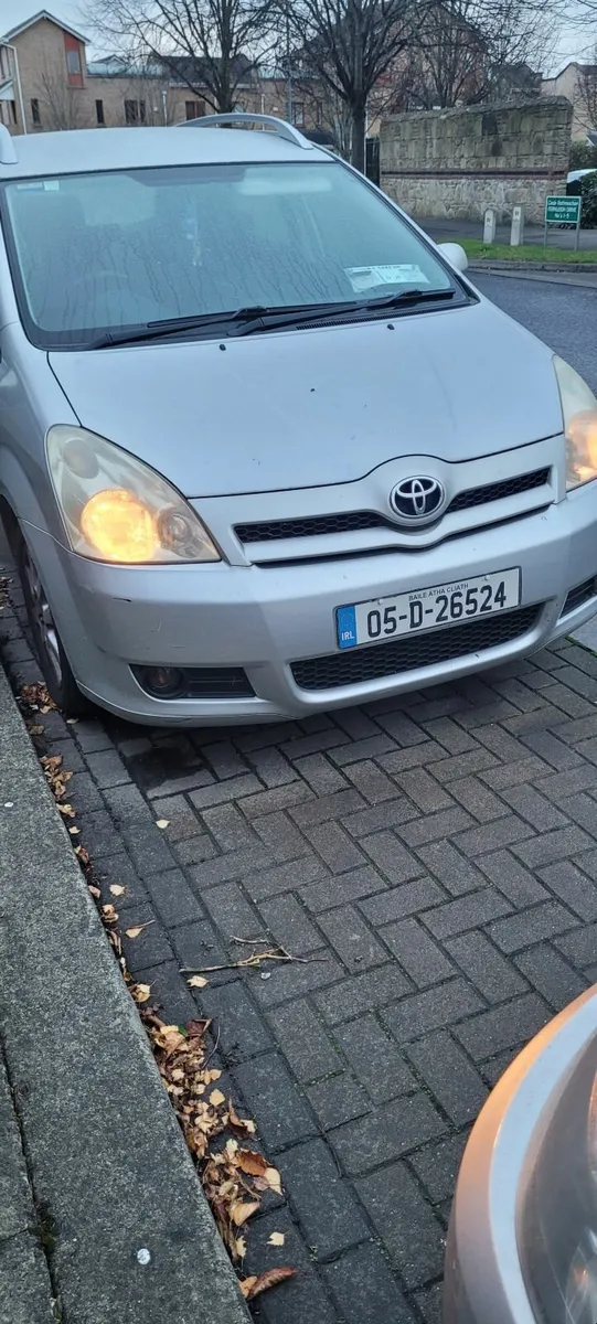 Toyota Corolla 2005 - Image 2