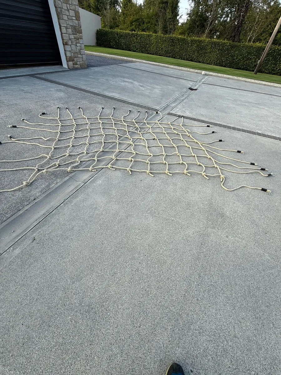 Berg playbase climbing net - Image 3