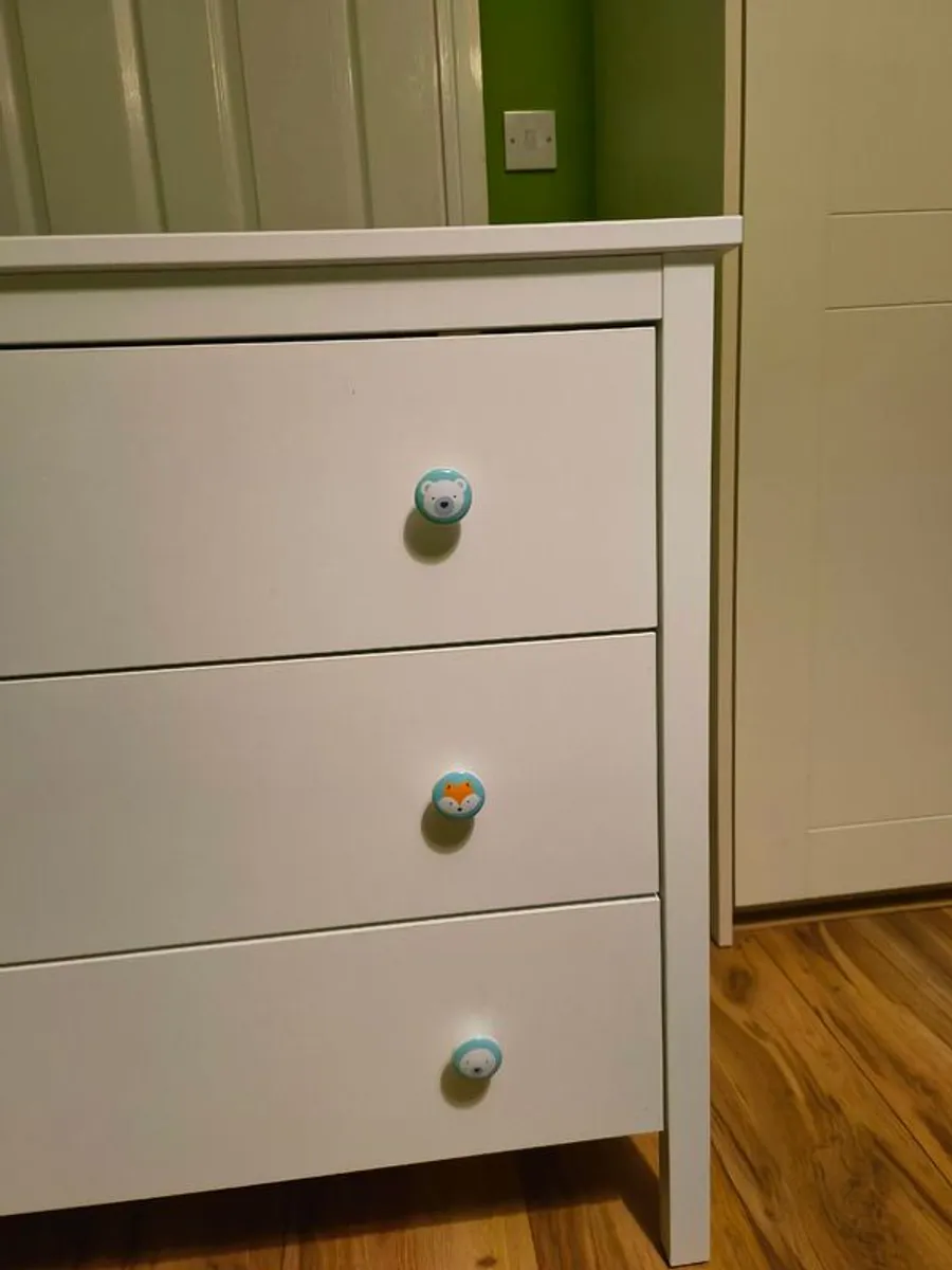 Chest  of Drawers - Image 3