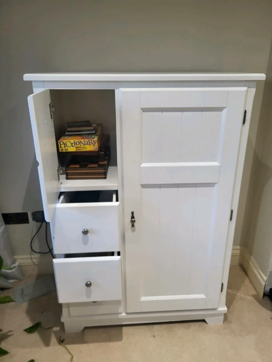 Laura Ashley three quarters wardrobe white Devon - Image 2