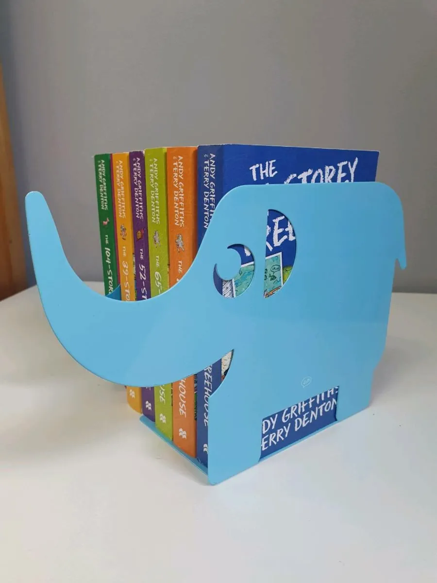 Book ends - Image 2
