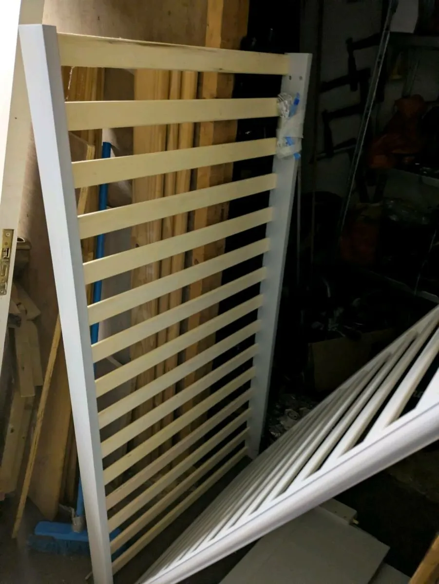 Sorrento cot bed - Image 4