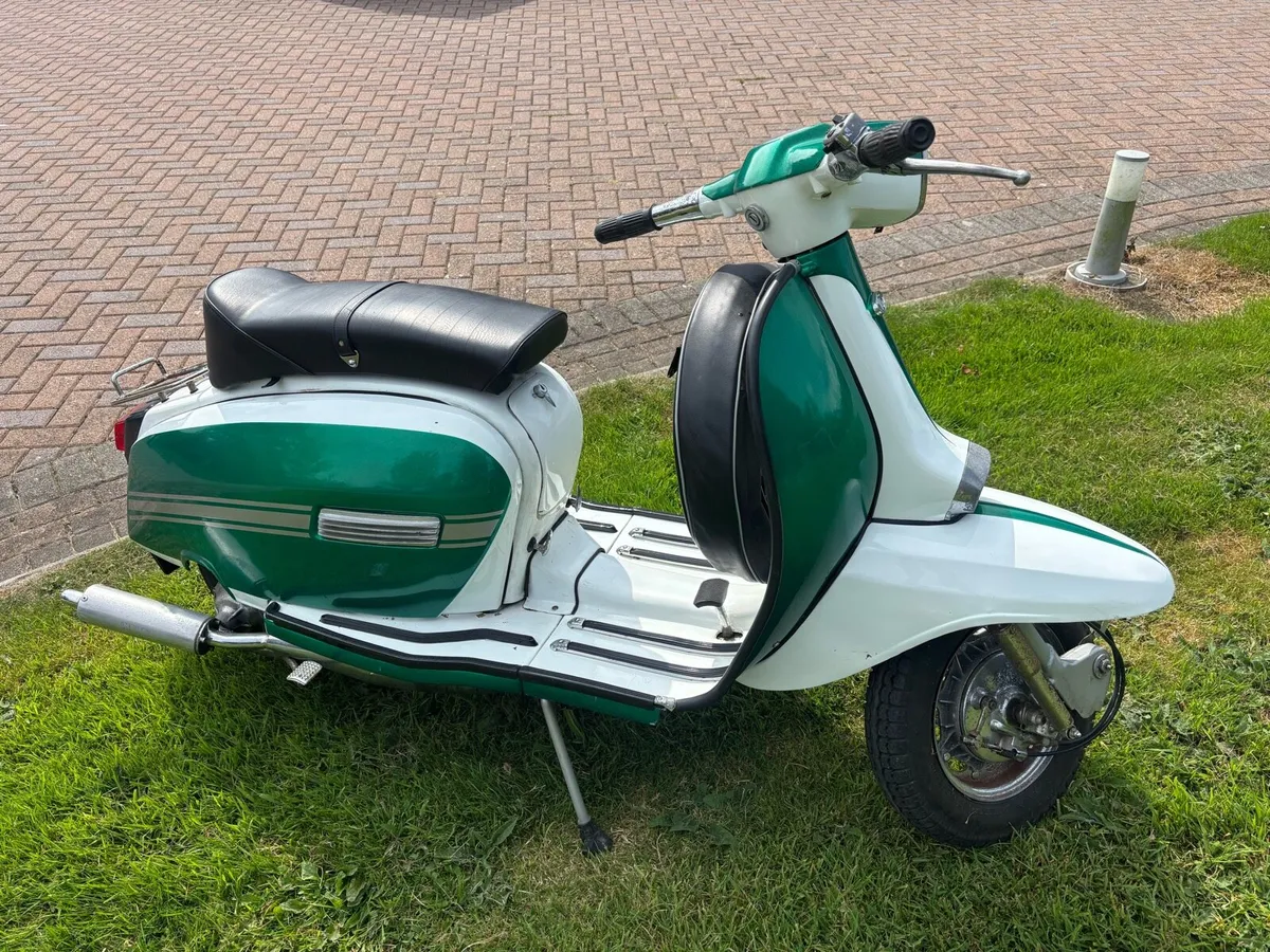 GP 200 for sale - Image 1