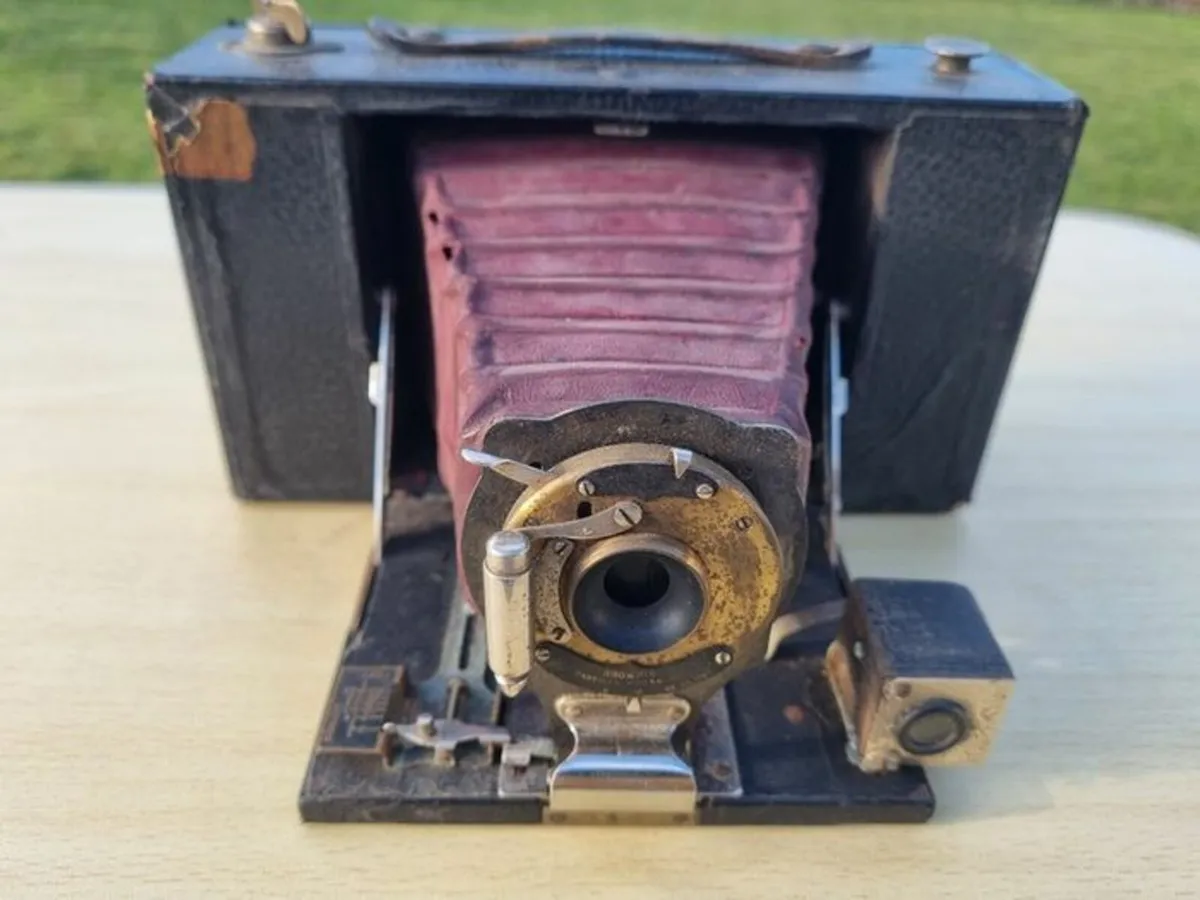 Kodak No3 Folding Brownie Camera Model D - Image 4