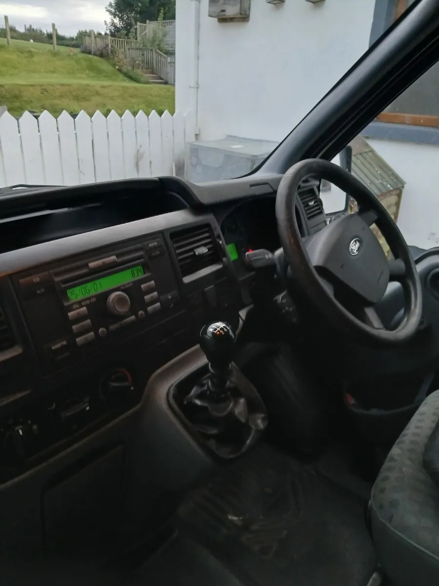 Ford Transit 2012 - Image 2