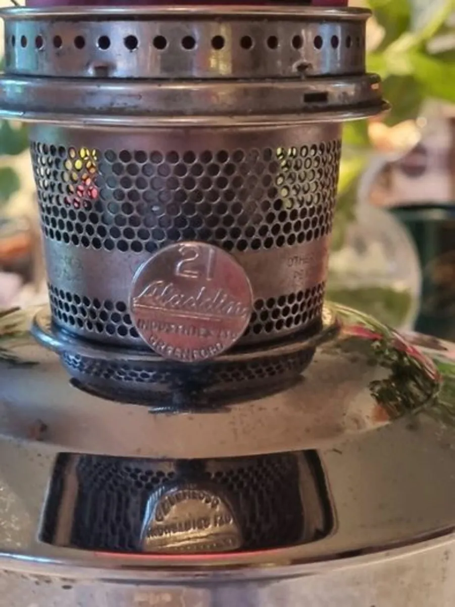 Vintage oil lamp - Image 4