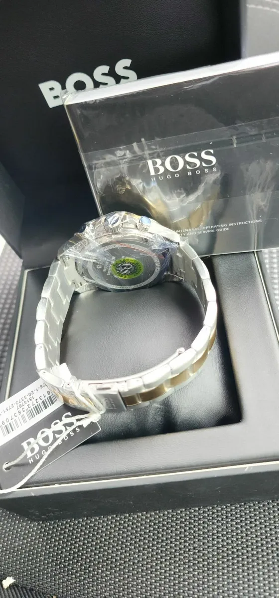 New Hugo Boss Watch – Blue Dial & Gold Finish - Image 3