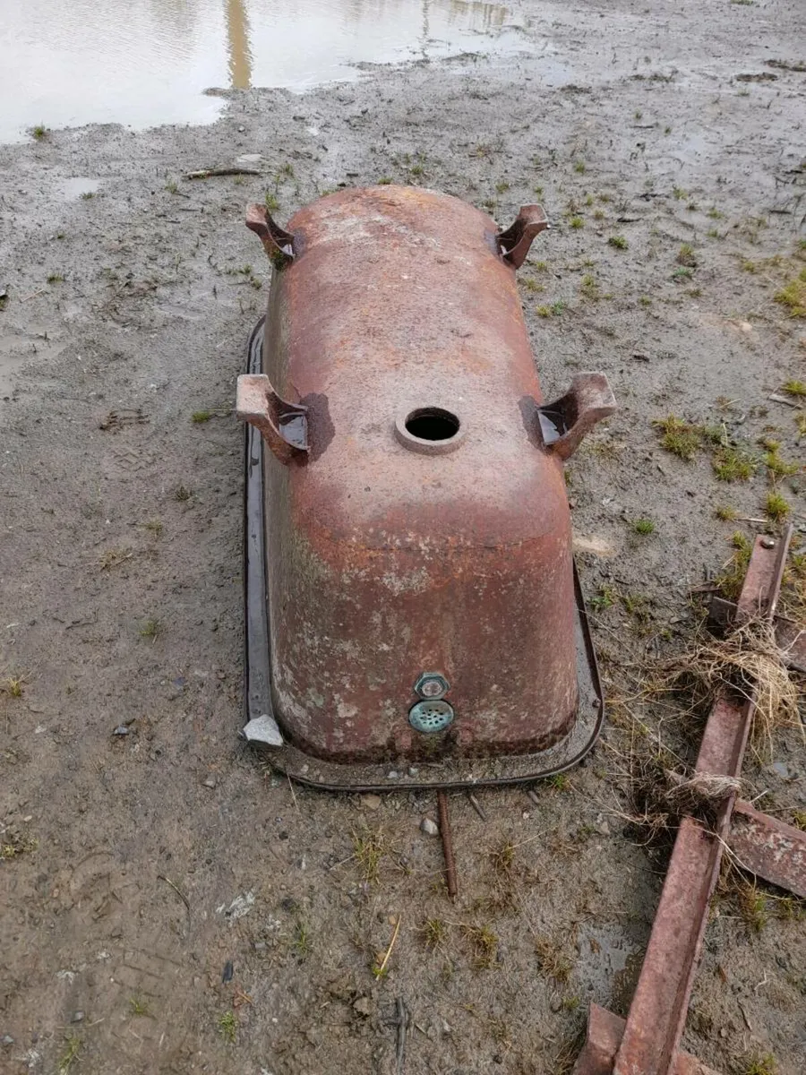 Selection of old farm items. - Image 2