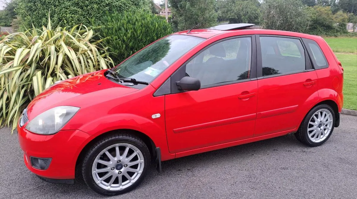 08 Fiesta 1.25 Zetec - Image 1