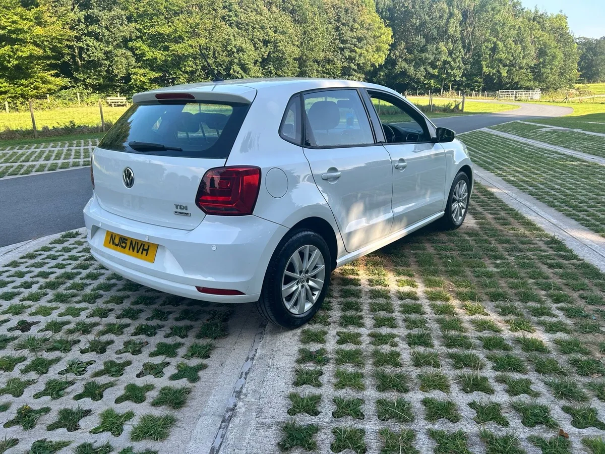 Volkswagen polo - Image 2