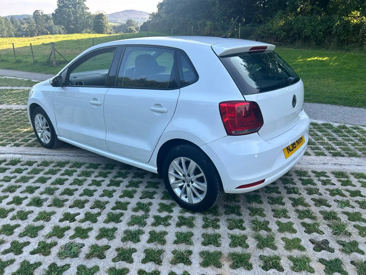 Volkswagen polo - Image 3