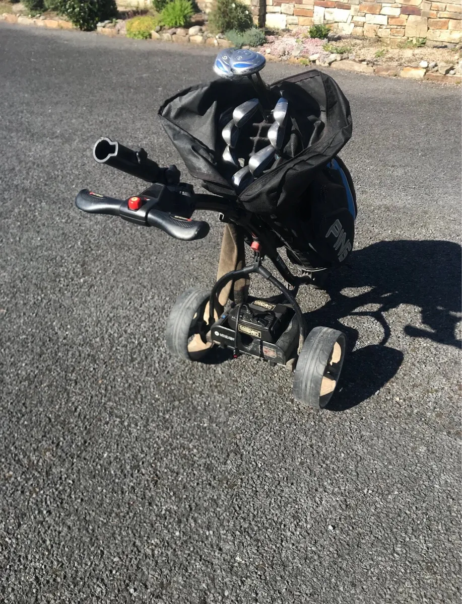 Golf clubs - Image 1