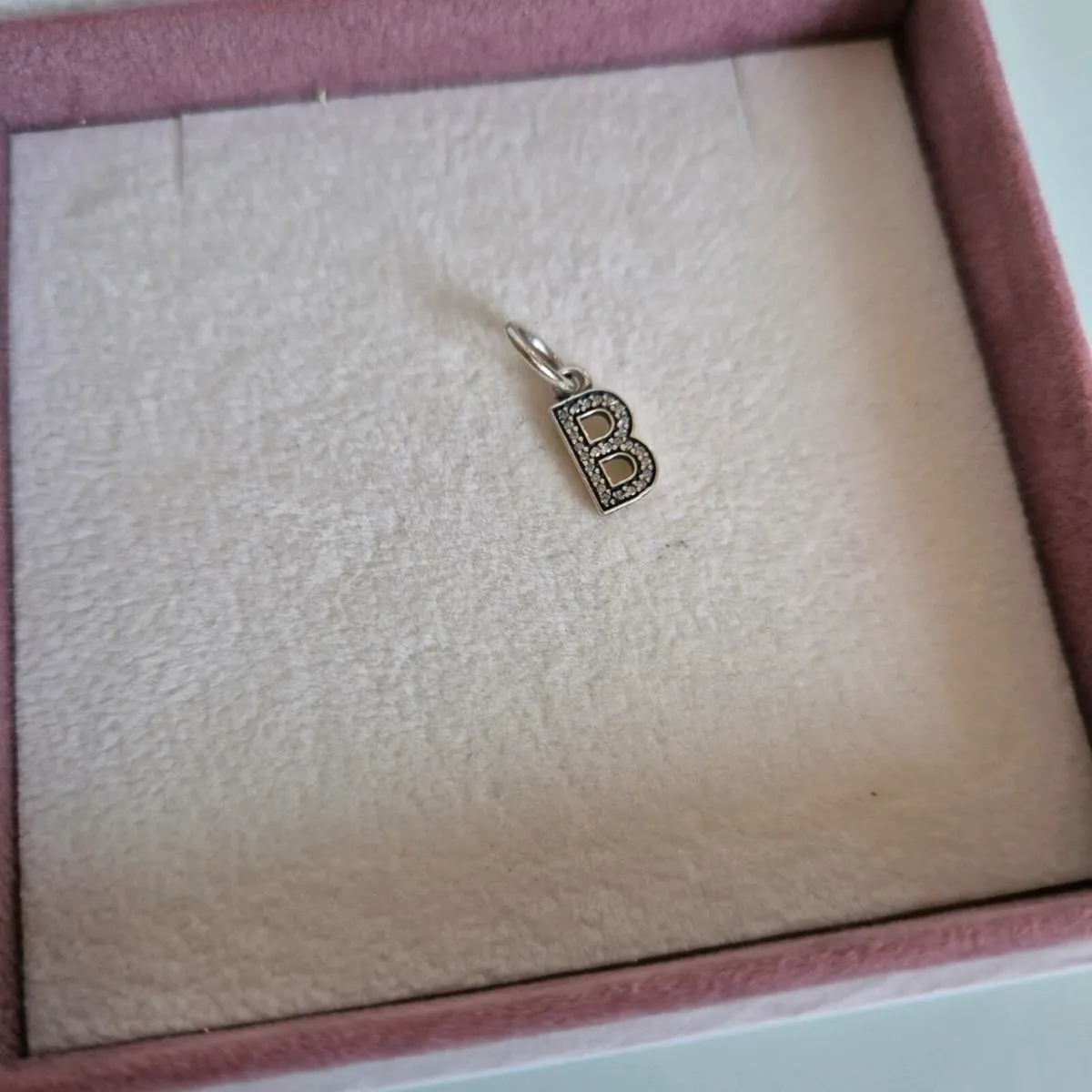 Pandora dangle charm sparkly letter B - Image 1