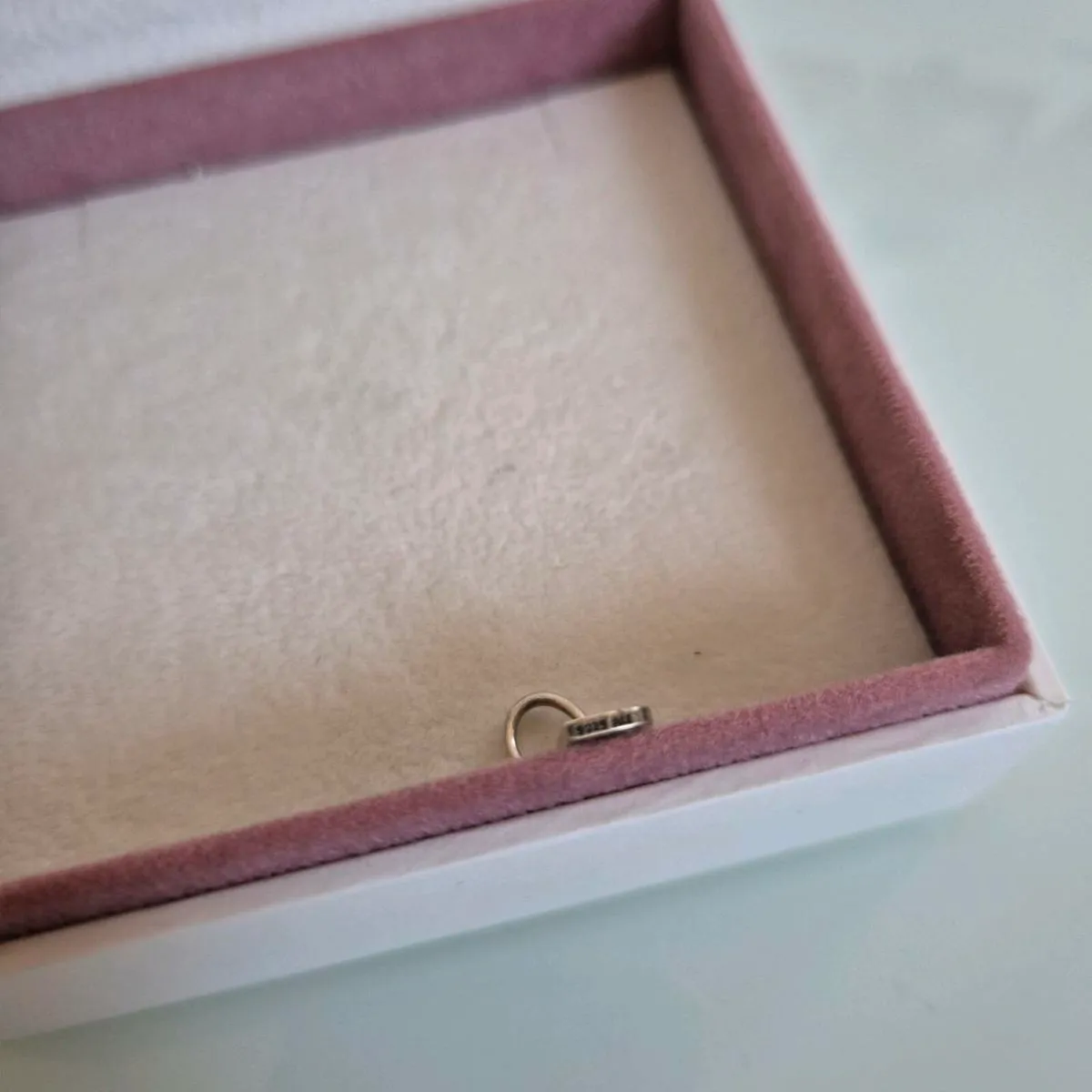 Pandora dangle charm sparkly letter B - Image 3